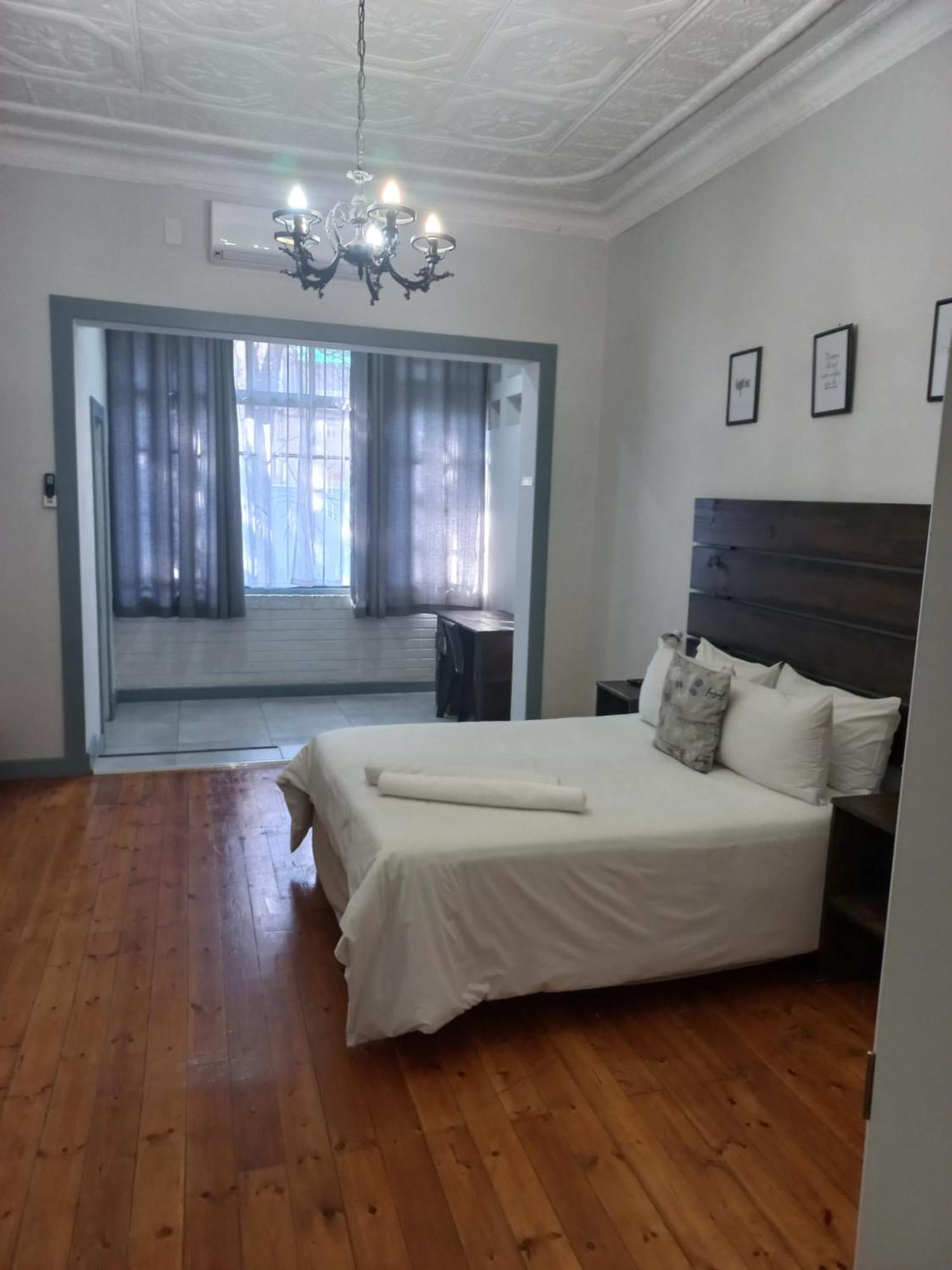 Triple9 Hatfield Guesthouse Pretoria-Noord Rum bild