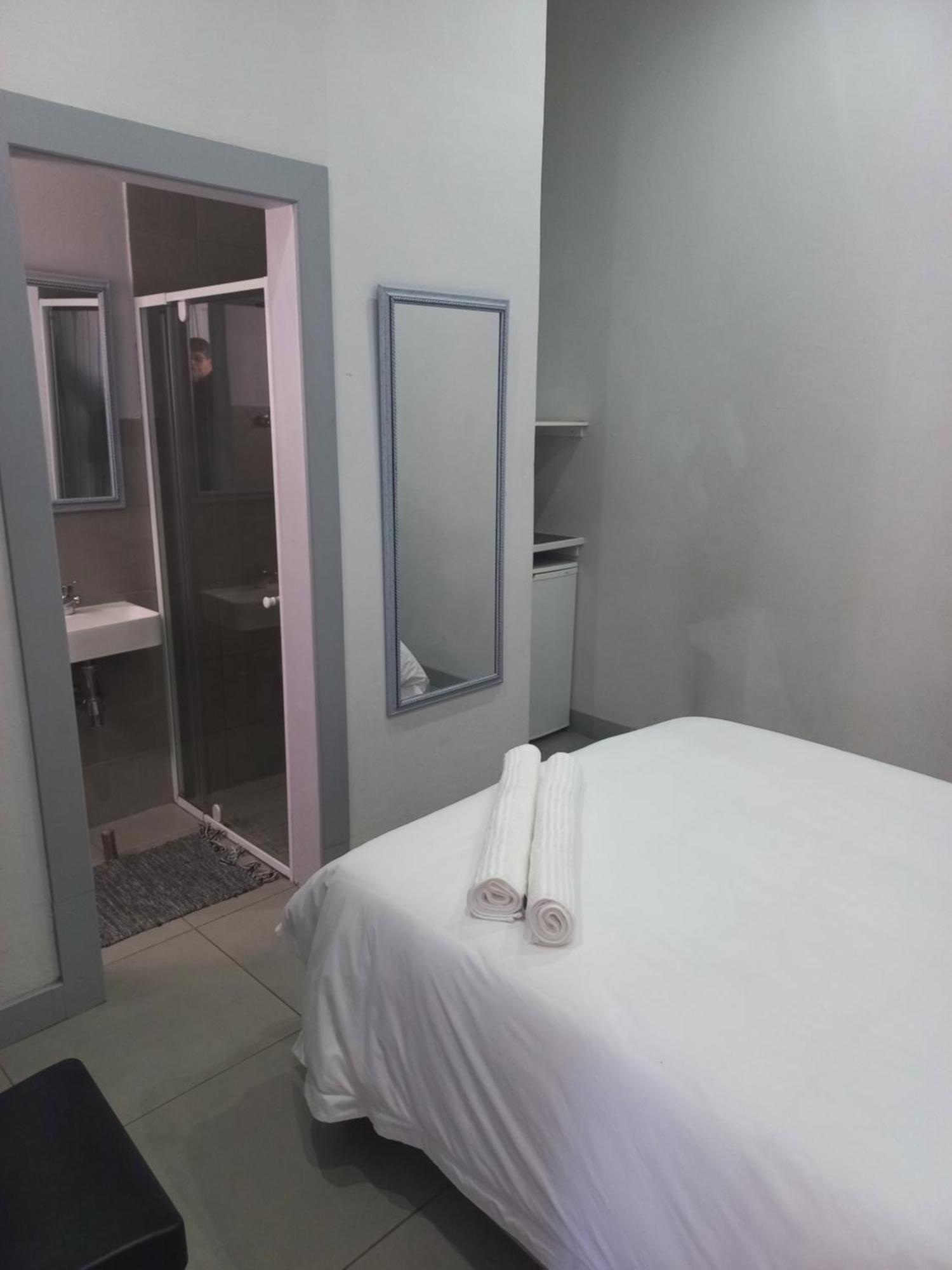 Triple9 Hatfield Guesthouse Pretoria-Noord Rum bild